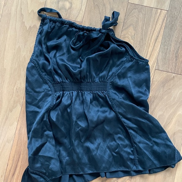 Black silk top - Picture 3 of 4